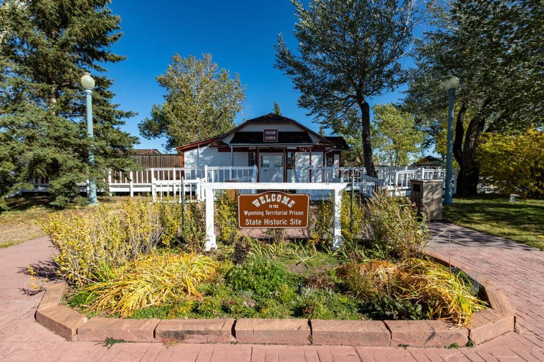 Historical Gems Cheyenne 