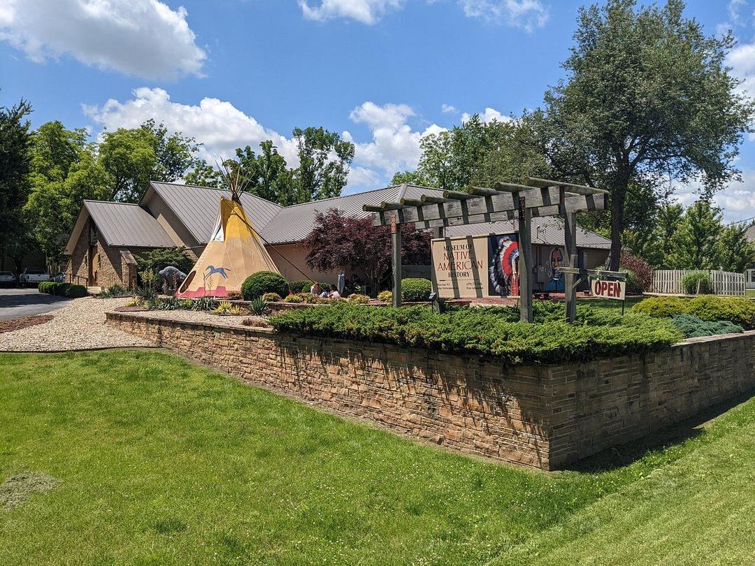 Museum of Native American History Bentonville