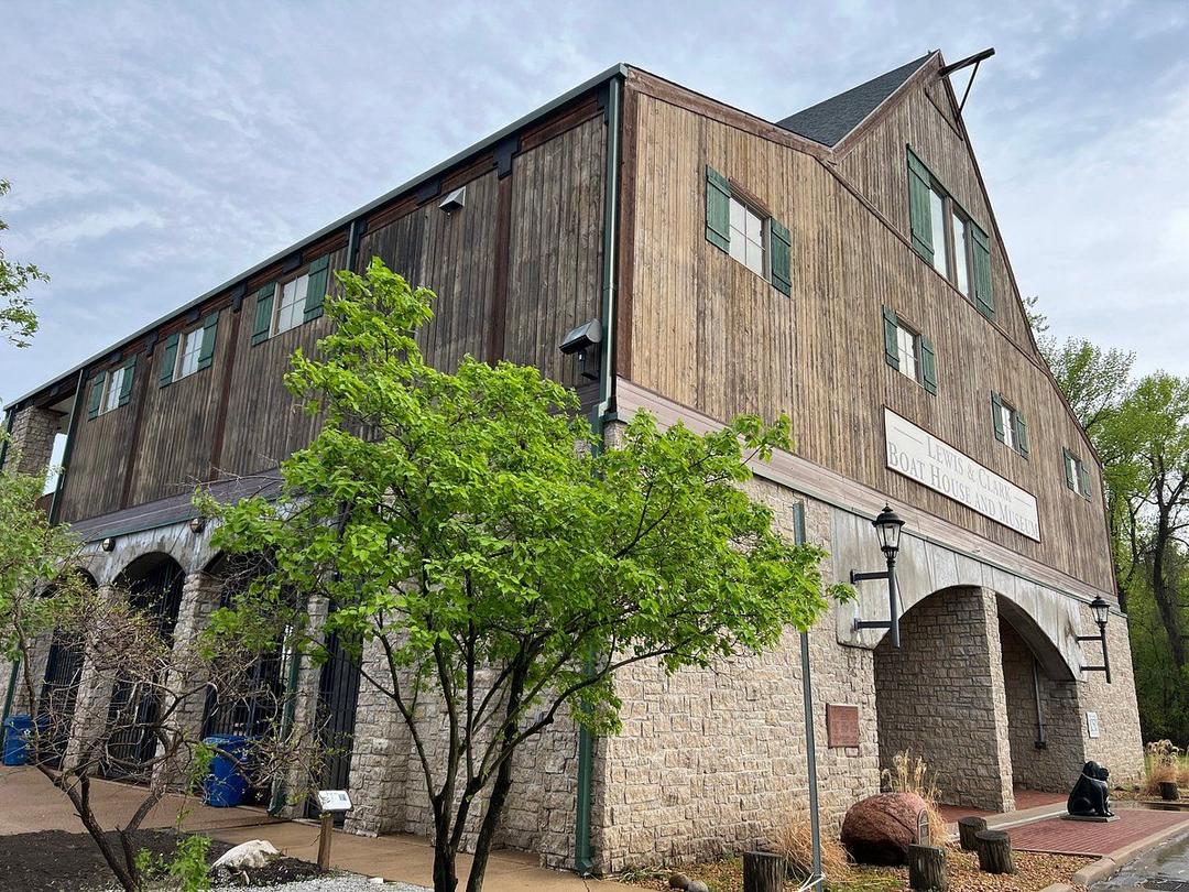 Foundry Art Centre SVL