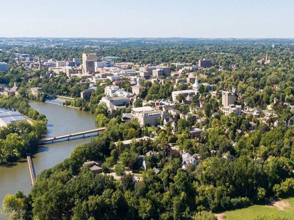 The Best Neighborhoods in Appleton SVL